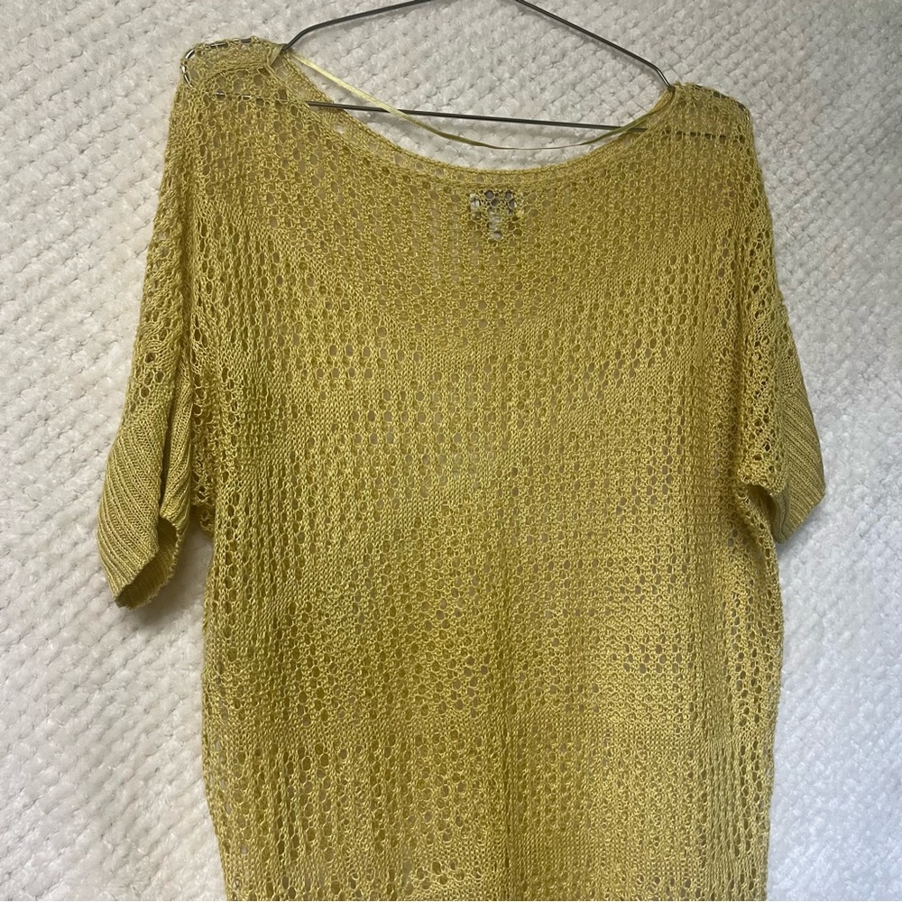 Holistia 100% Linen Knot Short Sleeve Round Neck Yellow Sweater Coastal Sz Small - Picture 1 of 8